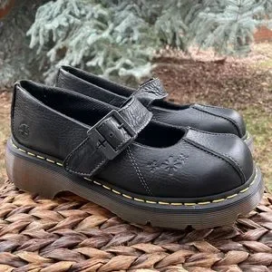 y Dr.Martens s_wp_66d13c680a60d58ed114ee72.webp